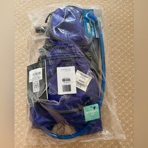 NIB Camelbak Women's Fit Purple "Aurora" Hydration Backpack